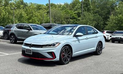2025 Volkswagen Jetta GLI Autobahn