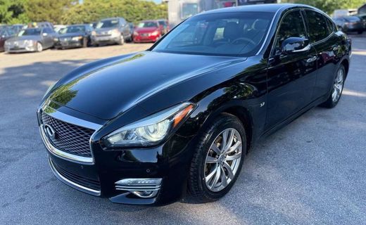 2017 Infiniti Q70 3 7