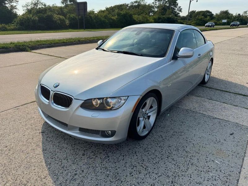 2010 Bmw 335I — a typically priced live listing