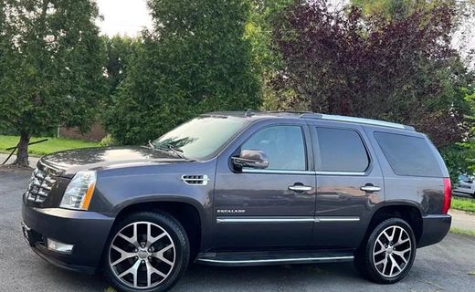 2011 Cadillac Escalade Luxury