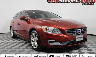 2015 Volvo V60 Premier NON R