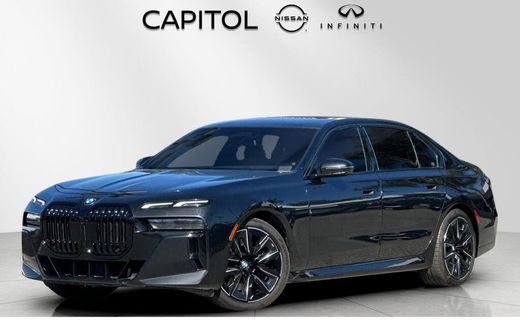 2023 BMW 740i