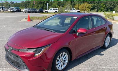 2022 Toyota Corolla LE W Premium