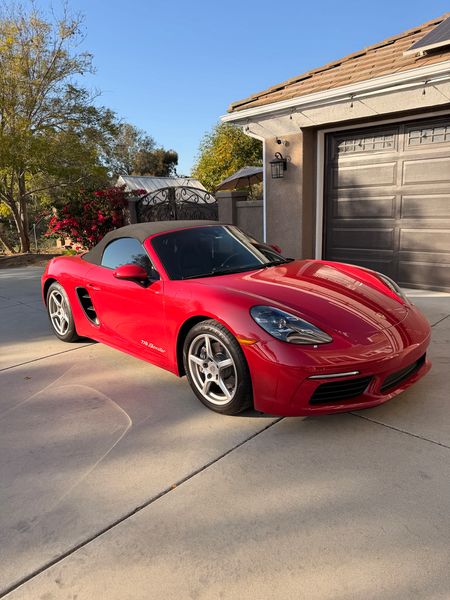 2022 Porsche 718 Boxster — a typically priced live listing