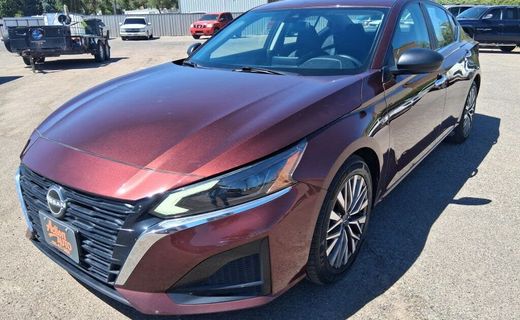 2024 Nissan Altima SV