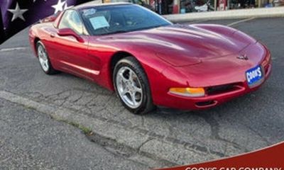 2001 Chevrolet Corvette Base