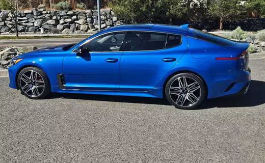 2023 Kia Stinger GT2