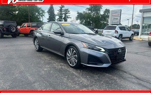 2024 Nissan Altima Platinum