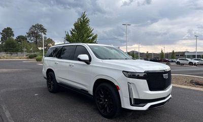 2021 Cadillac Escalade Sport Platinum