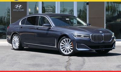 2020 BMW 740I