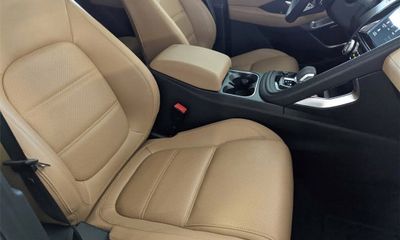 2021 Jaguar E-Pace P250 SE