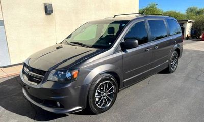 2016 Dodge Grand Caravan R T