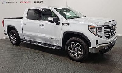 2026 GMC Sierra SLT