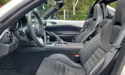2025 Mazda MX-5 Club