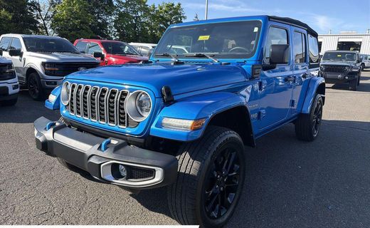2024 Jeep Wrangler Sahara 4XE