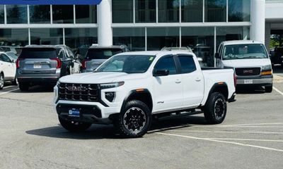 2026 GMC Canyon AT4