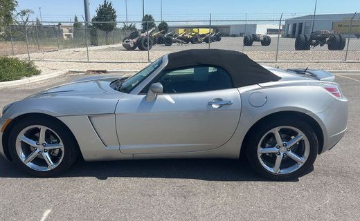 2008 Saturn SKY RED Line