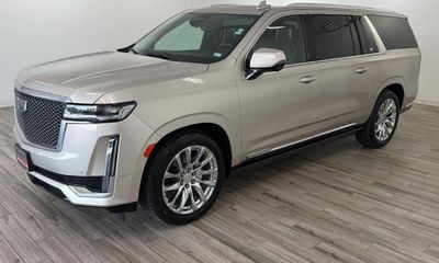 2023 Cadillac Escalade ESV Premium Luxury Platinum