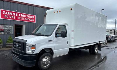 2023 Ford E-450 Super Duty