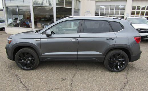 2024 Volkswagen Taos 4MOTION SE