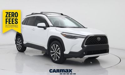 2022 Toyota Corolla Cross XLE