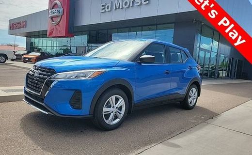 2025 Nissan Kicks Play S