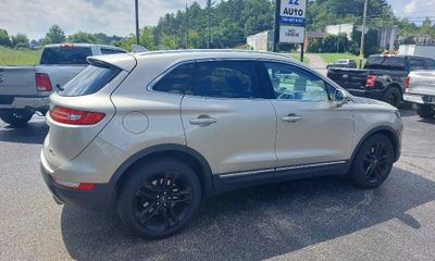 2017 Lincoln MKC Reserve
