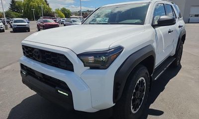 2026 Toyota 4RUNNER SR5