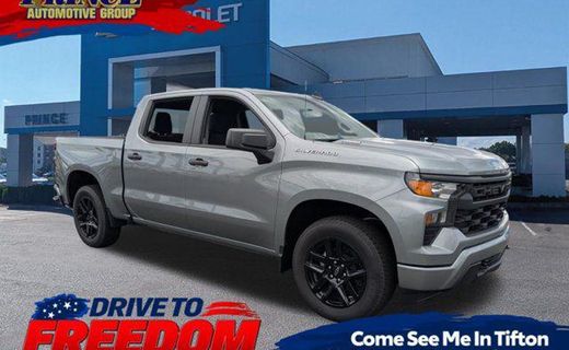 2026 Chevrolet Silverado Custom