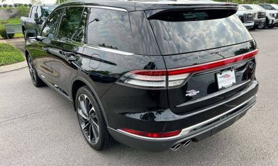 2025 Lincoln Aviator Reserve