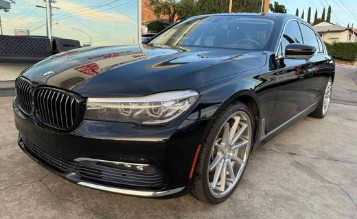 2017 BMW 740I