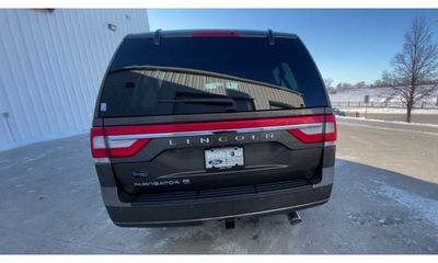 2017 Lincoln Navigator L Select