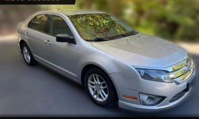 2010 Ford Fusion S