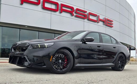 2025 BMW M5