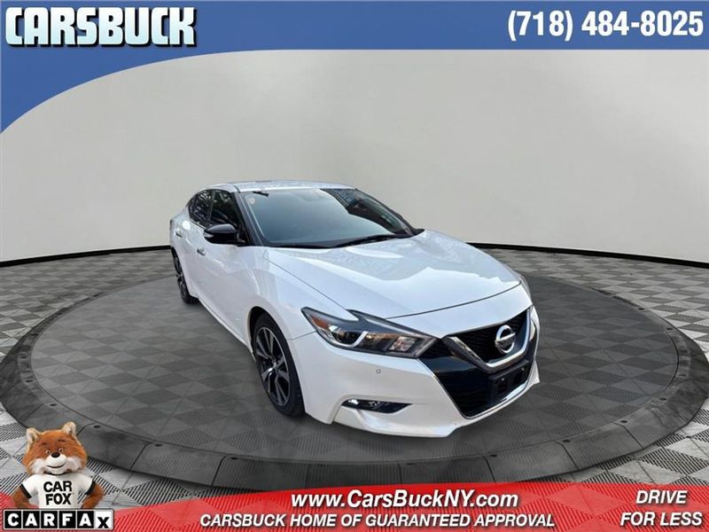 2018 Nissan Maxima — a typically priced live listing