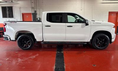 2021 Chevrolet Silverado Custom