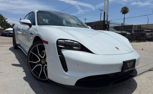 2023 Porsche Taycan