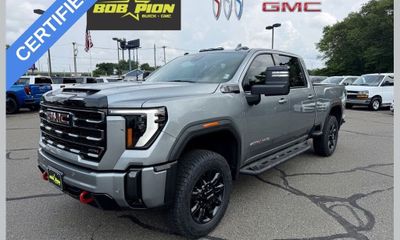 2024 GMC Sierra HD AT4