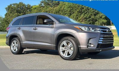2018 Toyota Highlander LTD Platinum