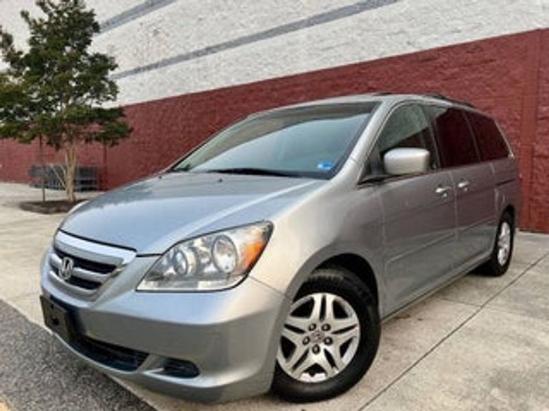2007 Honda Odyssey — a typically priced live listing