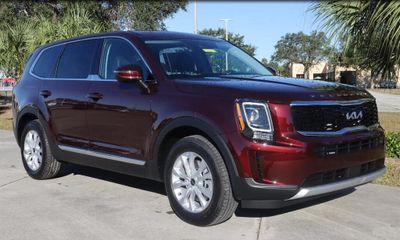 2022 Kia Telluride LX