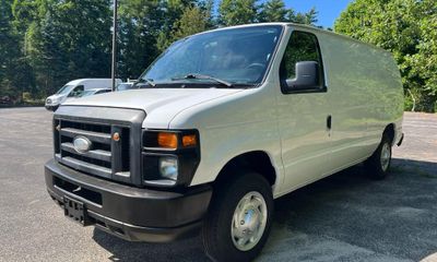 2014 Ford E-Series E 150 Cargo