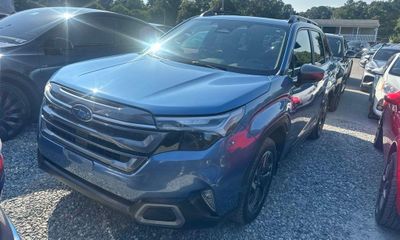 2025 Subaru Forester Limited Base