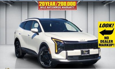2027 Kia Sportage EX