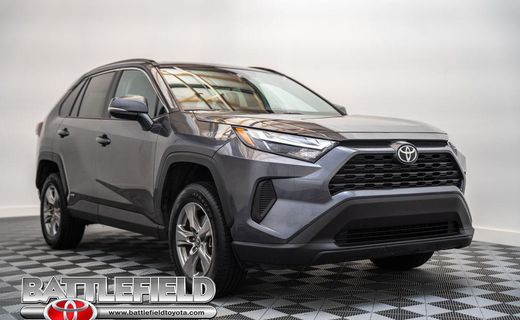 2025 Toyota RAV4 XLE