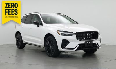 2023 Volvo XC60 Plus Dark