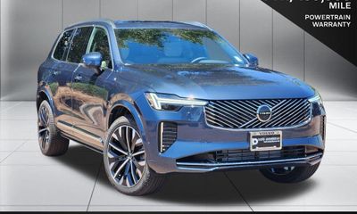 2026 Volvo XC90 Plus Bright