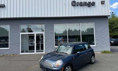 2009 Mini Cooper Base