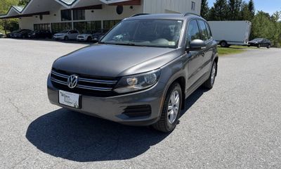 2016 Volkswagen Tiguan 4Motion S R
