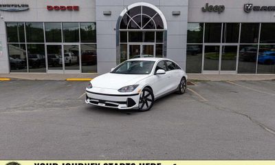 2024 Hyundai Ioniq 6 SE